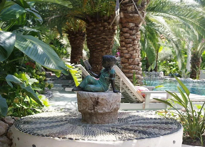 Flamingo Отель 3*