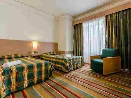 フラミンゴ ホテル 3*