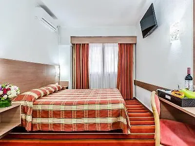 フラミンゴ ホテル