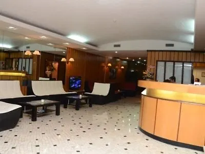 Flamingo 3*