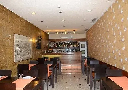 Flamingo 3* Лісабон