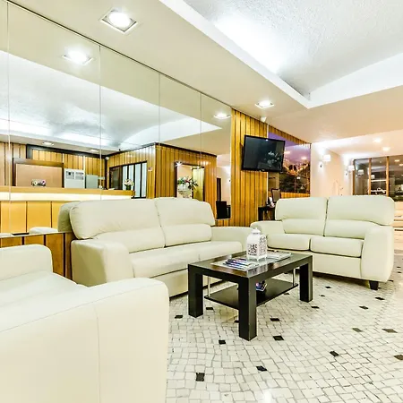 Готель Flamingo 3*