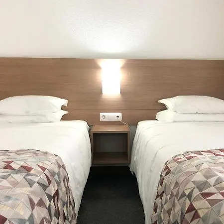 Otel Flamingo 3*